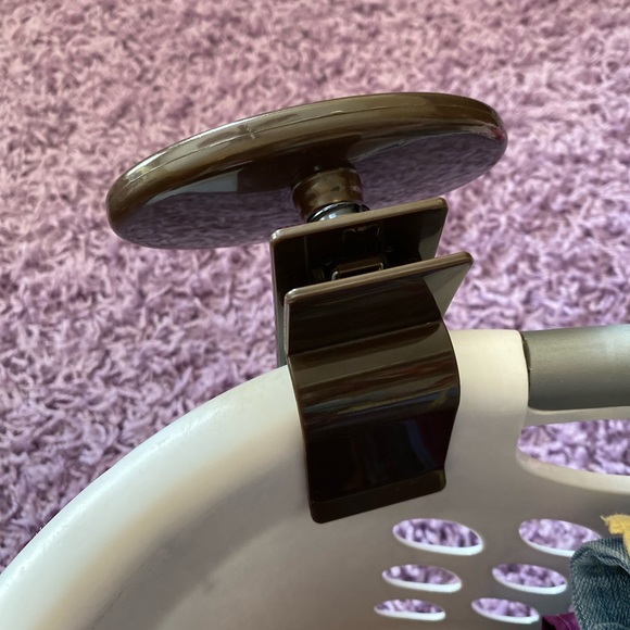 Baby bundle! 👶 Dr Browns teether, key ring toy & car seat rear view mirror - Picture 4 of 16